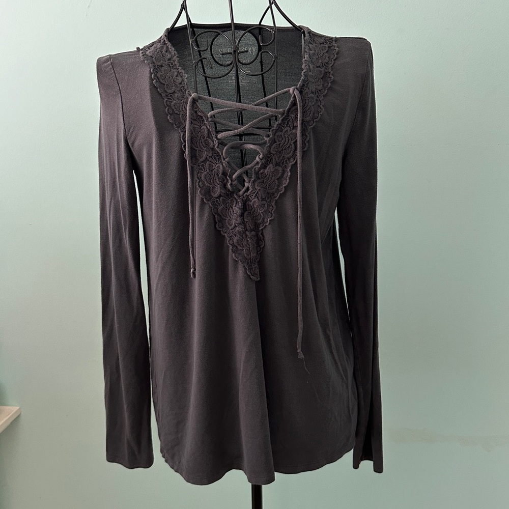 American Eagle Soft & Sexy Long Sleeve Shirt
